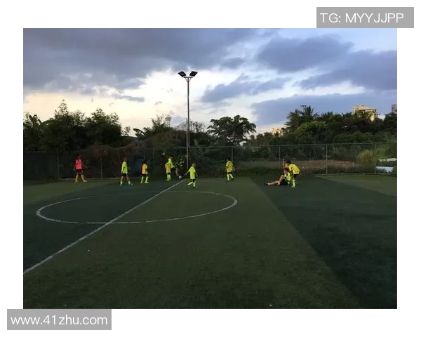 吴军独家解析足球技巧与战术分享,助你提升球场表现与理解 吴军独家解析足球技巧与战术分享,助你提升球场表现与理解