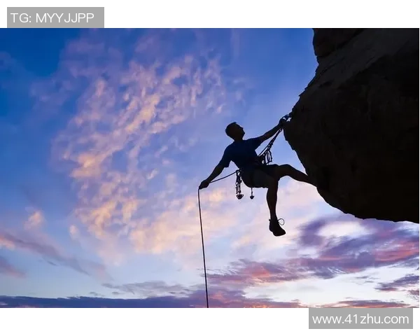 攀岩新手必读：掌握团队协作技巧提升攀登体验