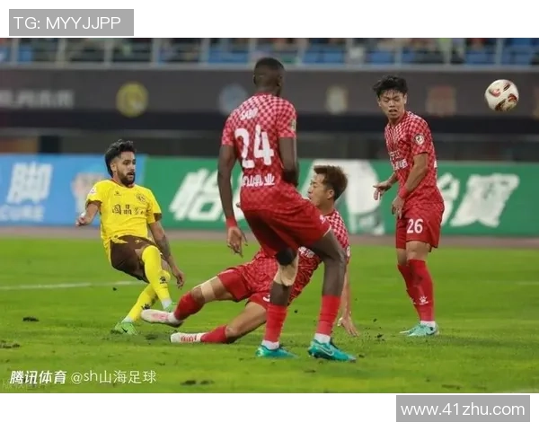 深圳足球队的转型之路：从挑战到机遇的深度解析与展望